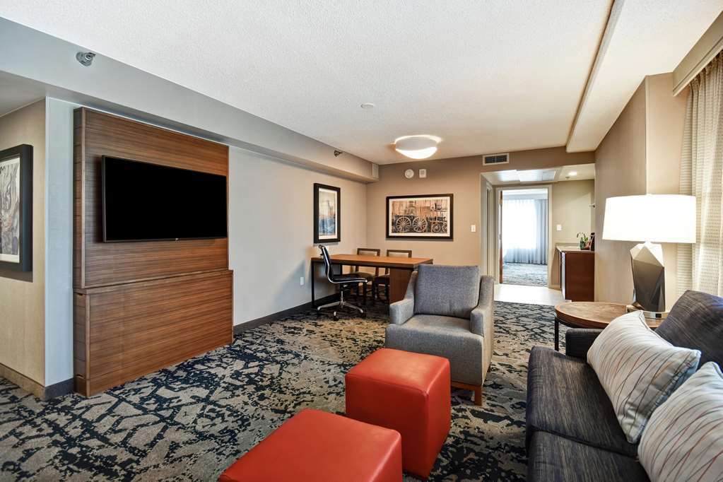 Embassy Suites By Hilton Omaha Downtown Old Market Zimmer foto